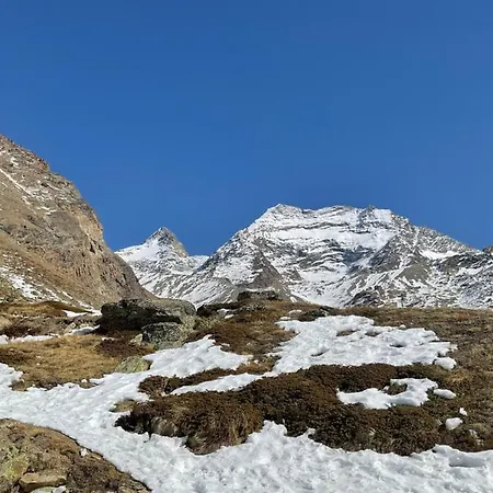 Rosenheim Lägenhet Saas-Grund